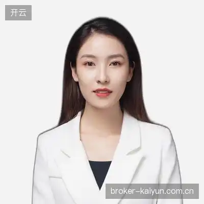 杨涵英